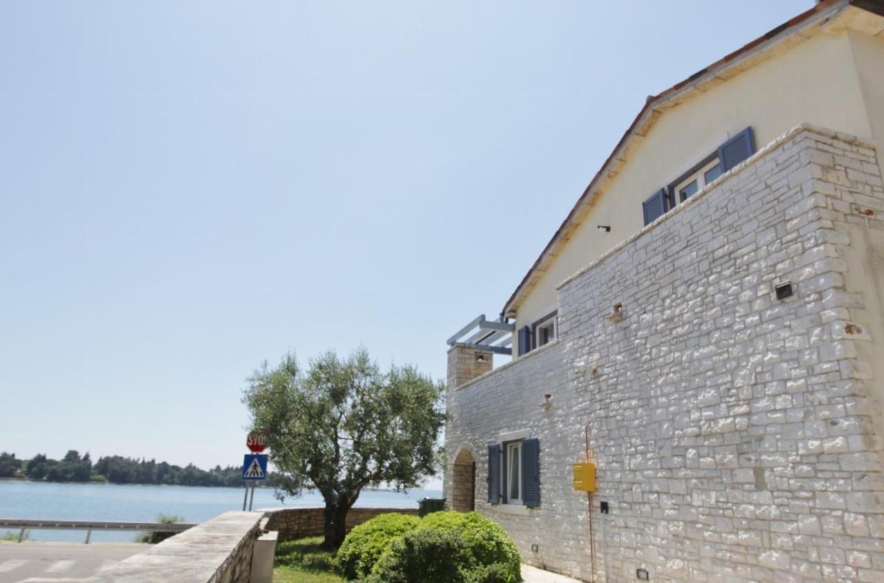 Istrian Villa With Unique Sea View Lovrečica Kültér fotó